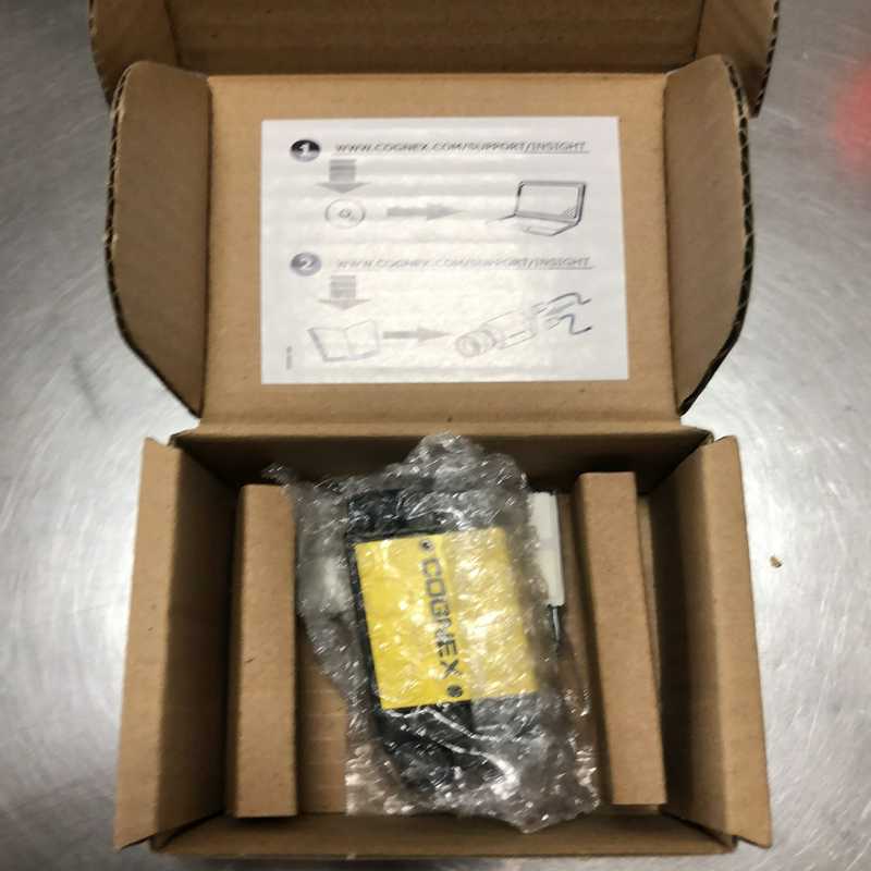 康耐视IS8405M-363-10（崽载电子）