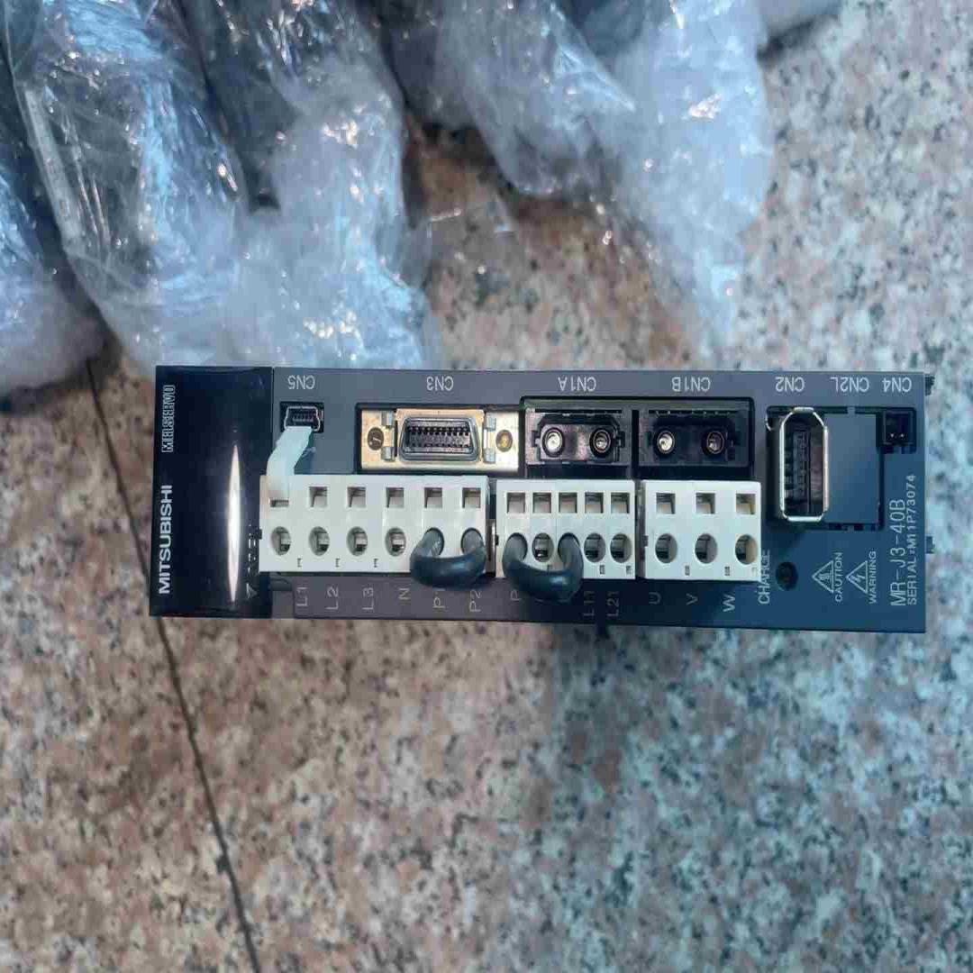 三菱驱动MR-J3-40成色好议价