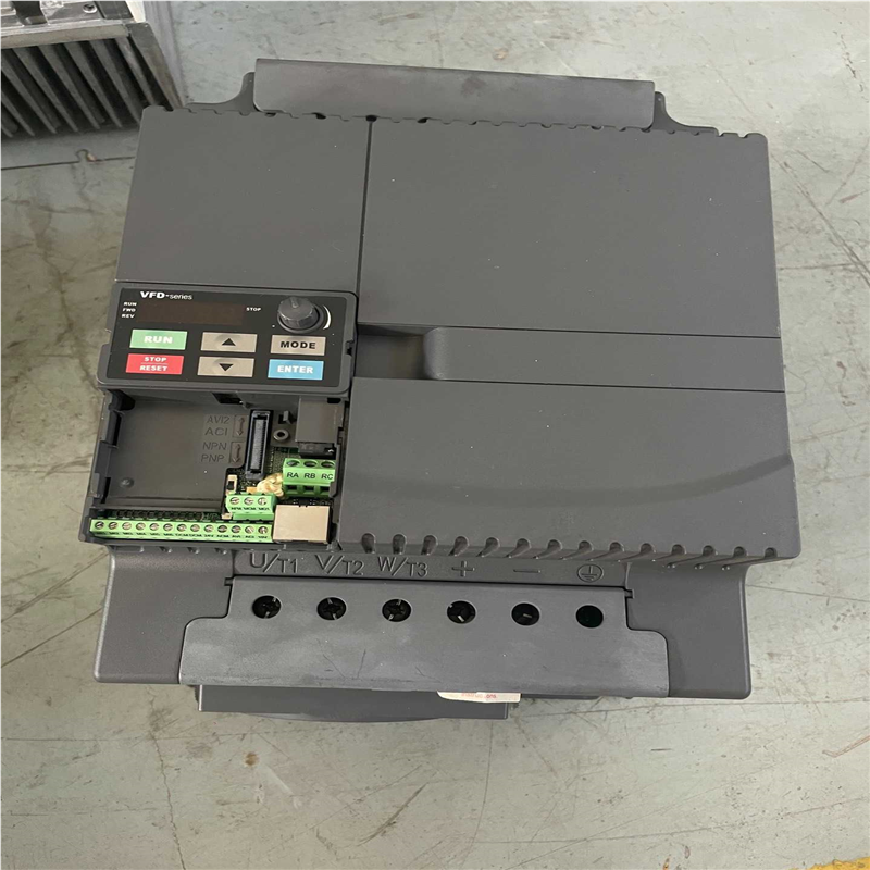 台达变频器VFD150E43A 测试好 15KW 380V(崽崽配件）