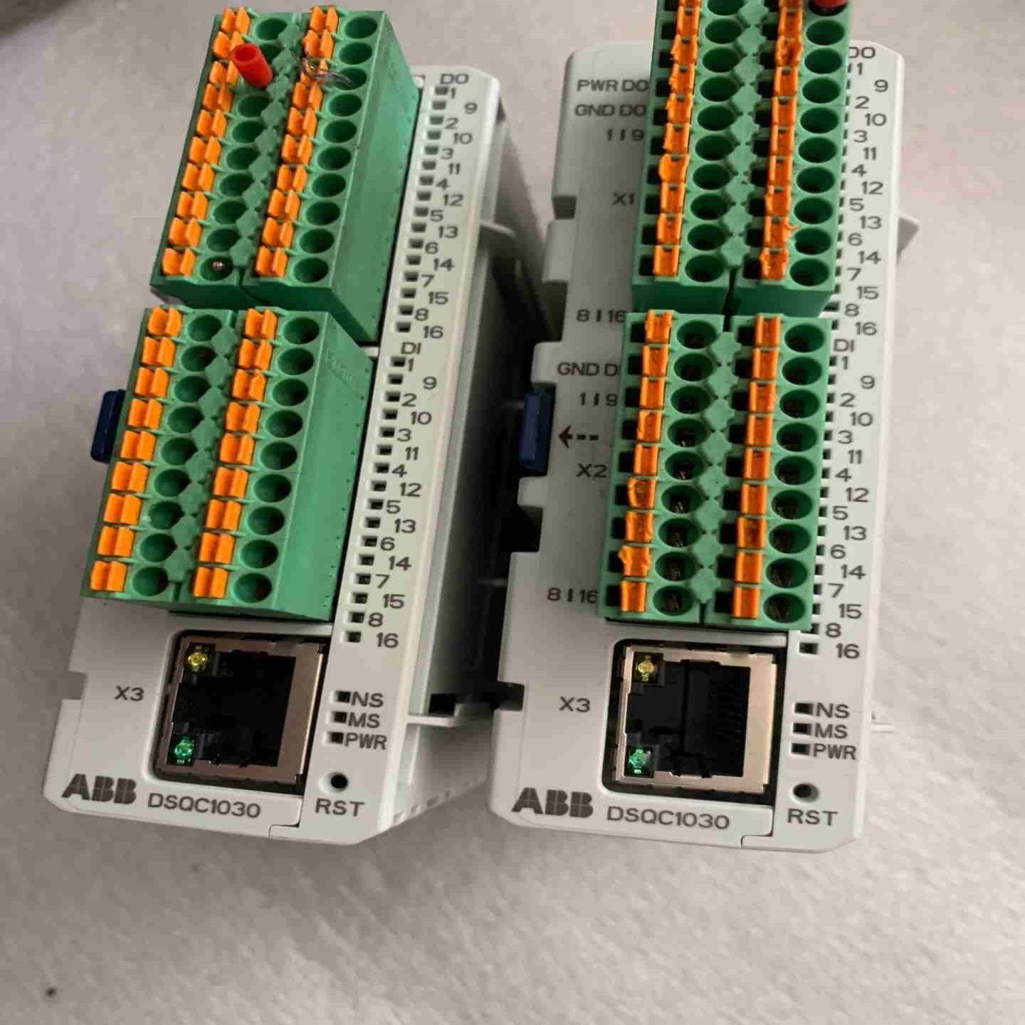 ABB机器人DSQC1030io功能成色充新议价