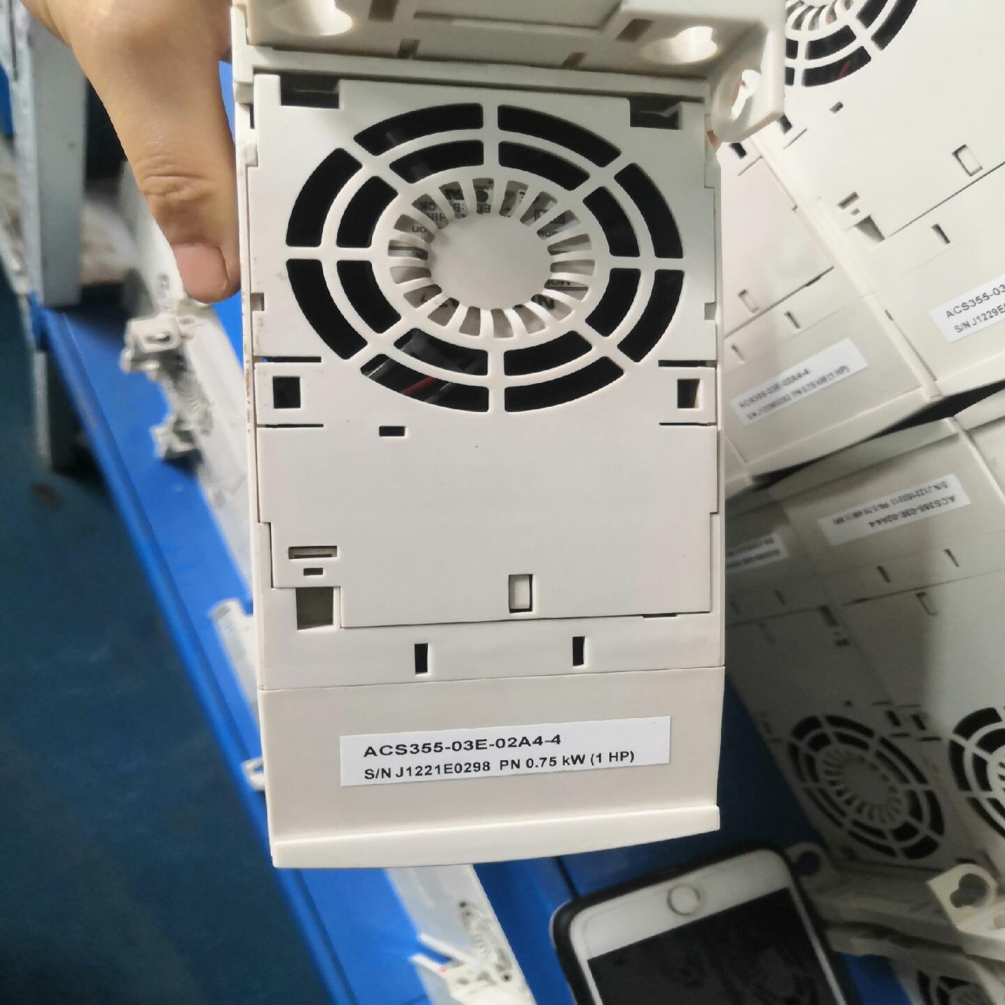 ABB ACS355系列变频器ACS355-03E-02A4(崽崽配件）