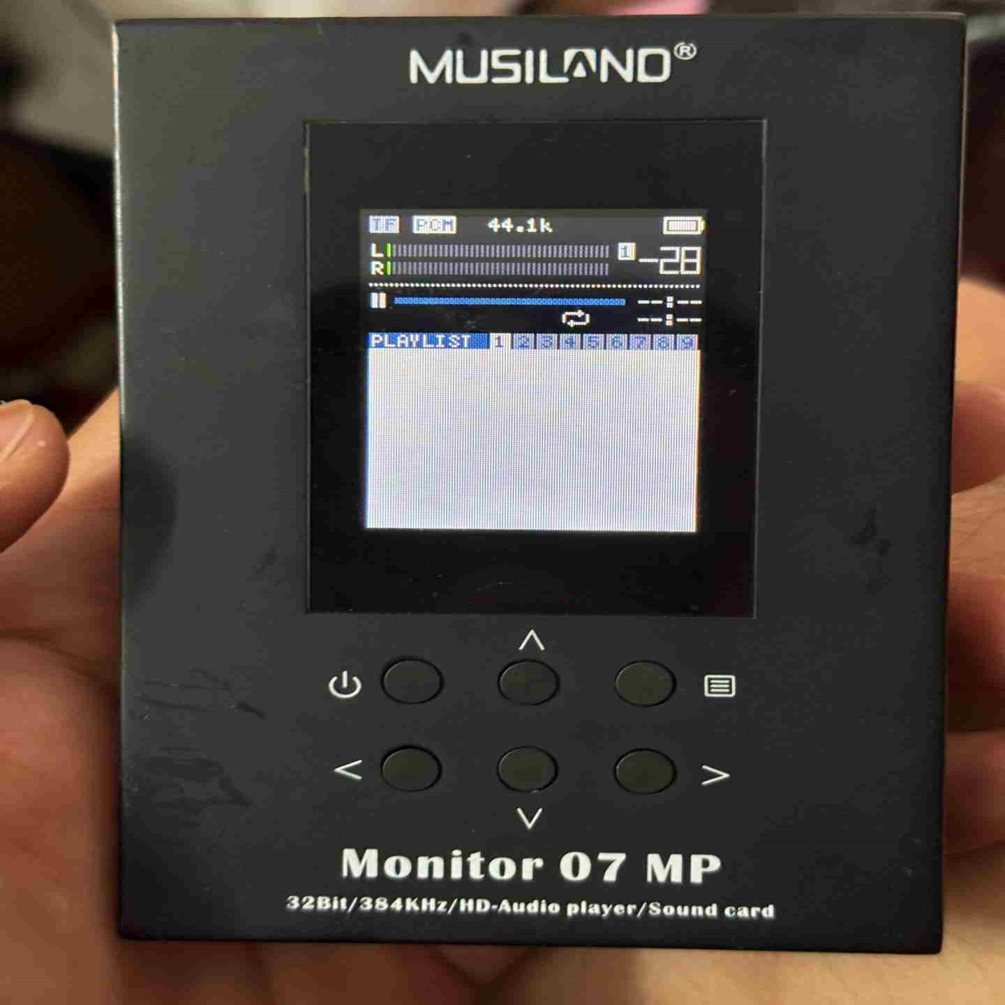 乐之邦MUSIL 07MP播放器功能正常议价