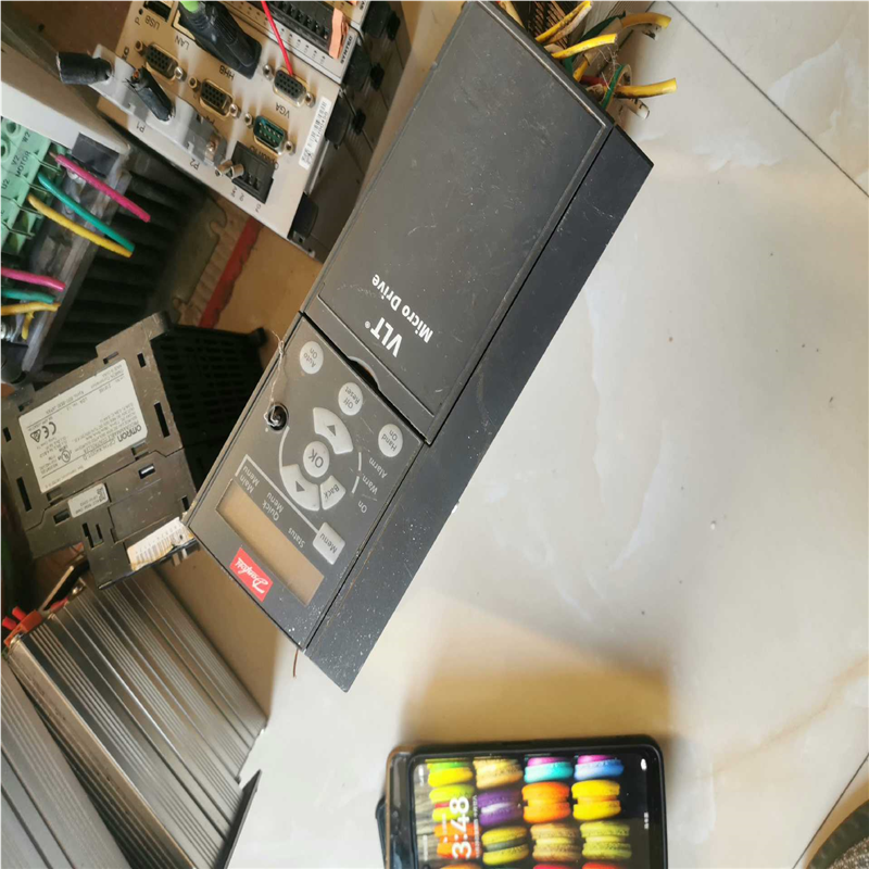 议~丹佛斯变频器FC-051P7K5T4E20H拆机质量好的7.