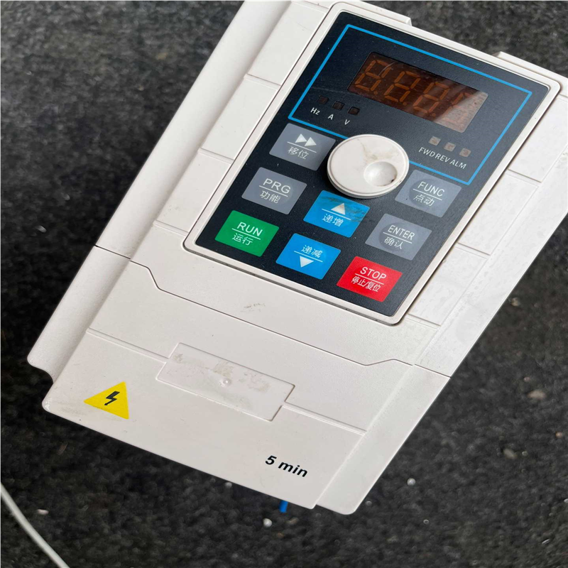 【汇生】拆机博纳BN310-VT2.2G变频器，电压380V功率2.【议价】