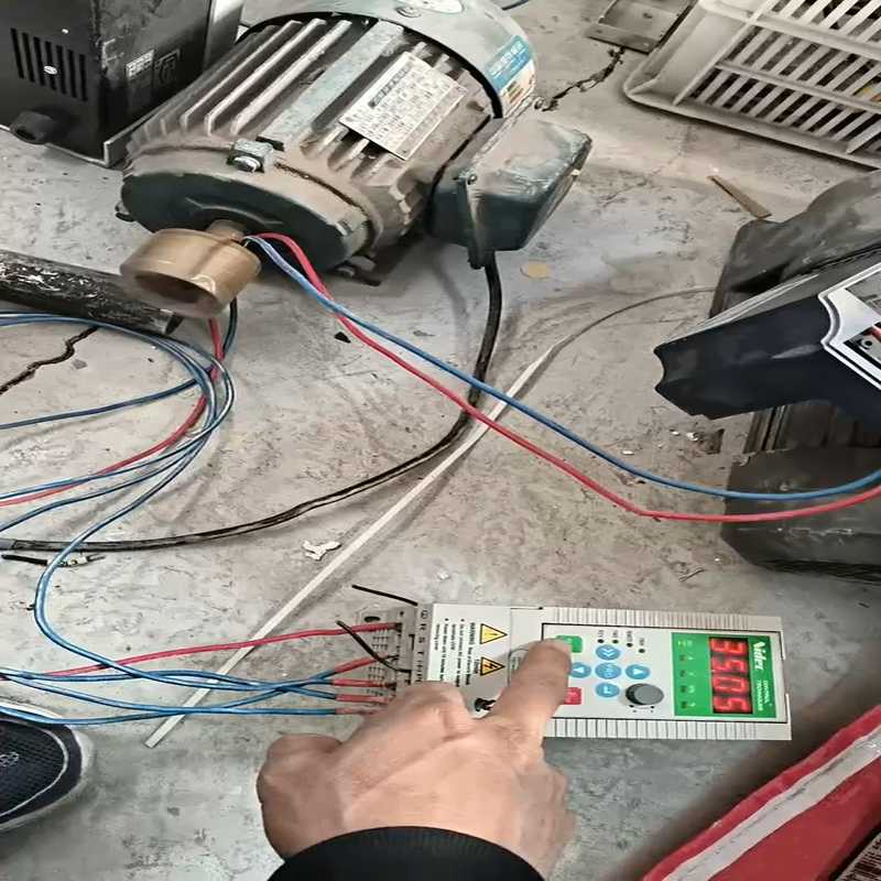 议~尼得科Nidec变频器,型号NE200-4T0015G/00