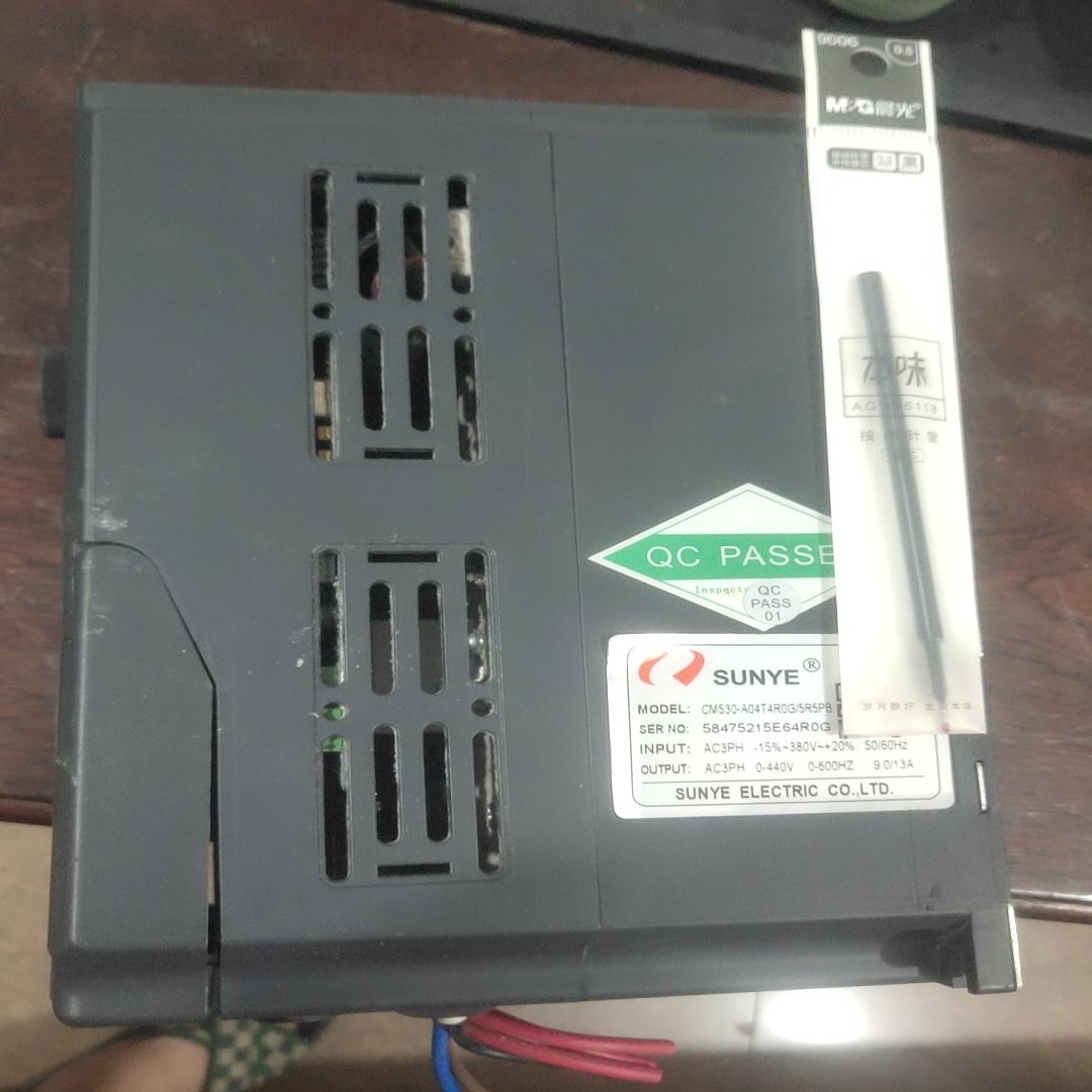 日业变频器CM530-A04T4R0G/5R5PB  重载(崽崽配件）