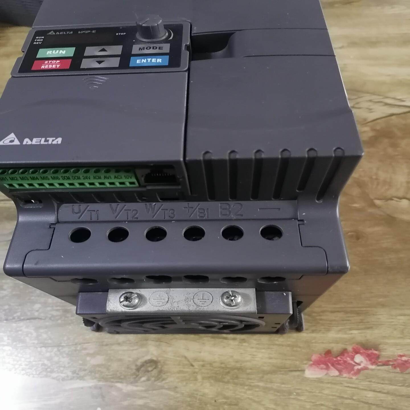 台达变频器  VFD110E43A(11KW)，功能(崽崽配件）