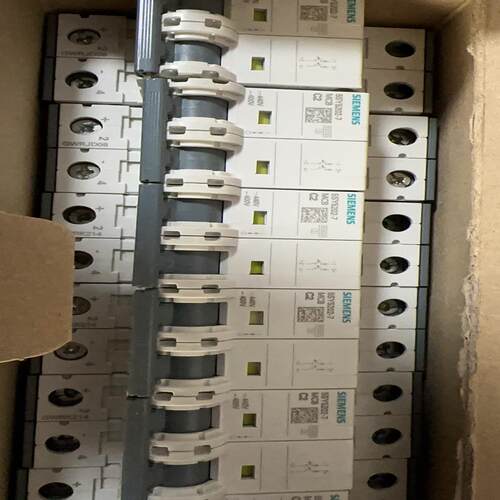 (议价)直流断路器 5SY5202-7 一盒6支装