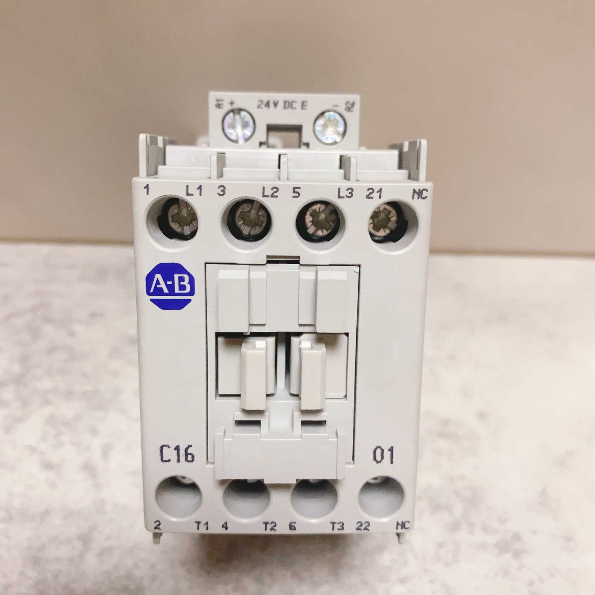 AB罗克韦尔接触器 100-C16 线圈DC 24V 原（憨憨电子）