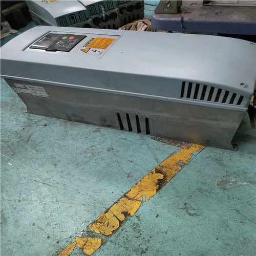 【顺庆】伟肯变频器PA003852H2SSS  功能保好【议价】