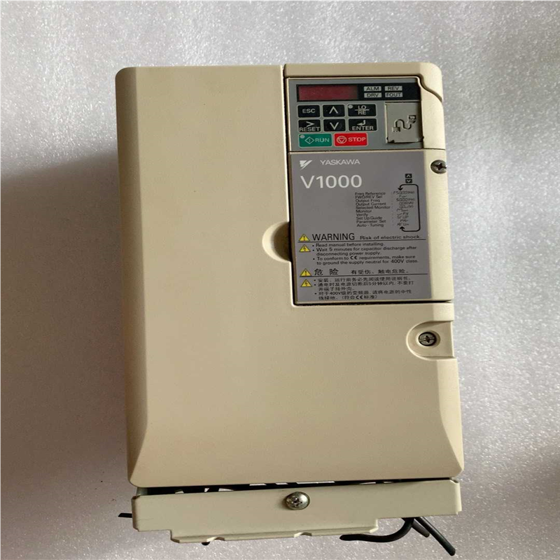 安川V1000变频器  7.5KW/5.5KW 38（憨憨电子）