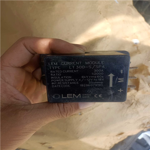 议~传感器LEM莱姆电压传感器，型号AV100-1000.有量