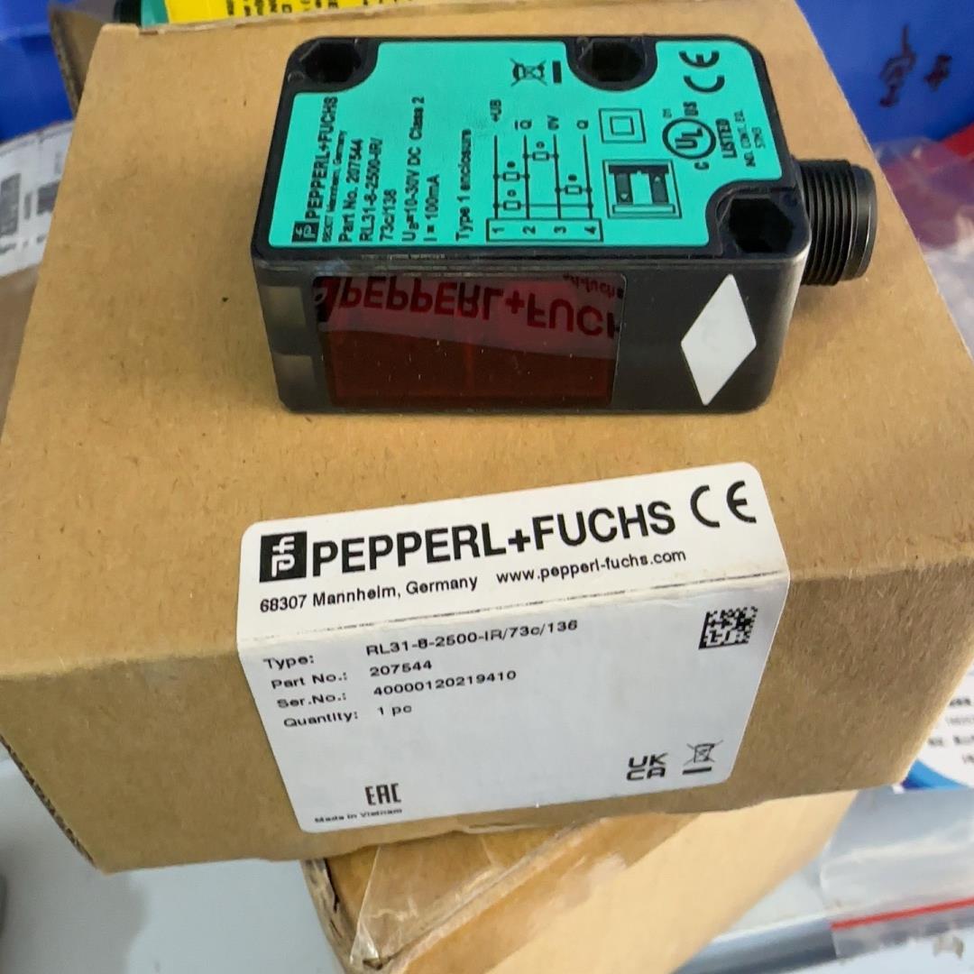 倍加福207544激光传感器RL31-8-2500-IR7（基数电子）