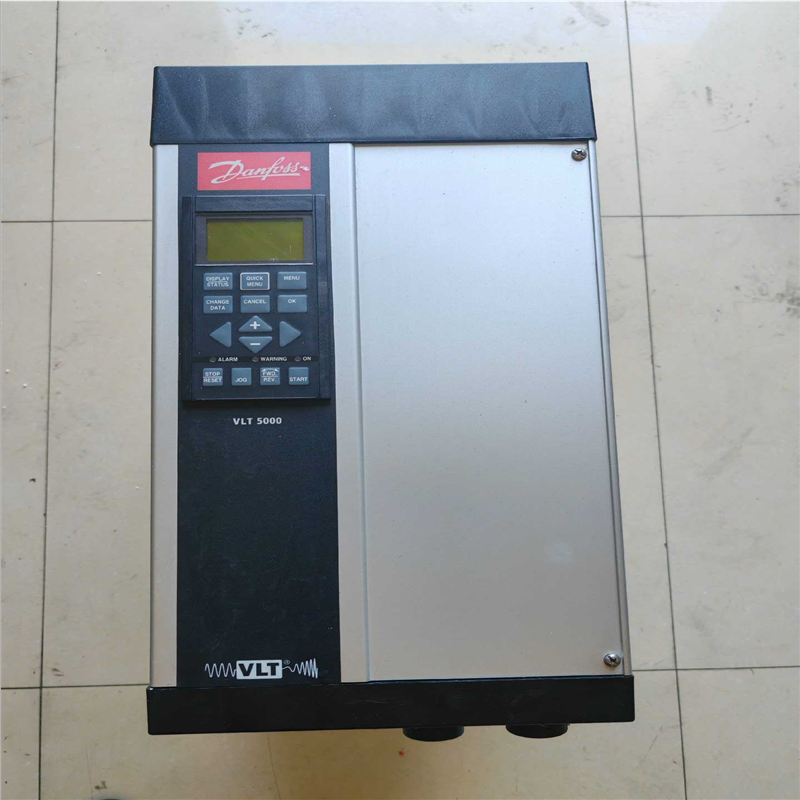 丹佛斯变频器VLT5004PT5C54STR3DLF00A0~议价
