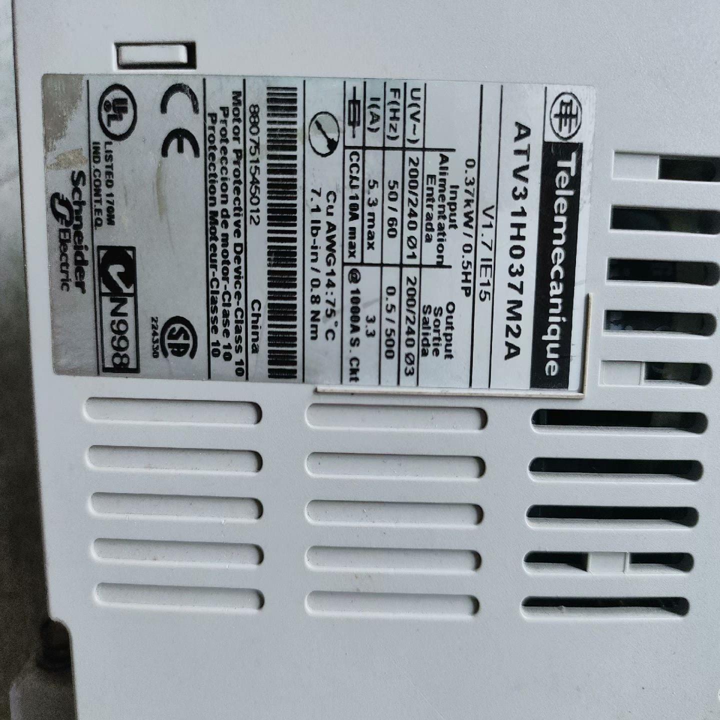 变频器ATV31H018M2A ATV31H037M2议价