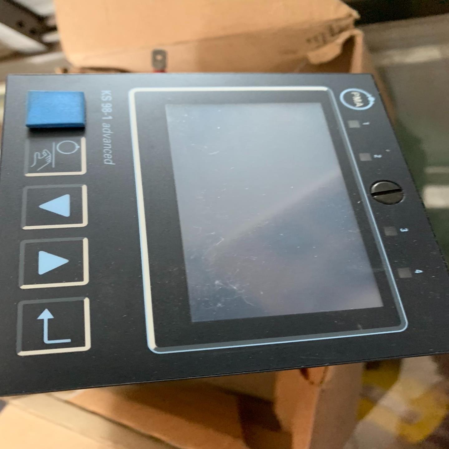 PMA温度调节控制器:KS98-104-11000-000（憨憨电子）