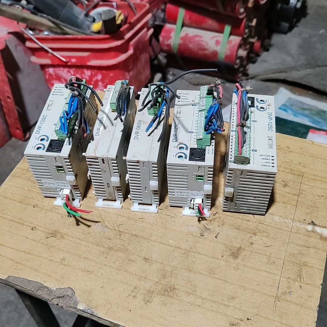 台达DVP！DVP12SC11T！/DVP08SN11T（憨憨电子）