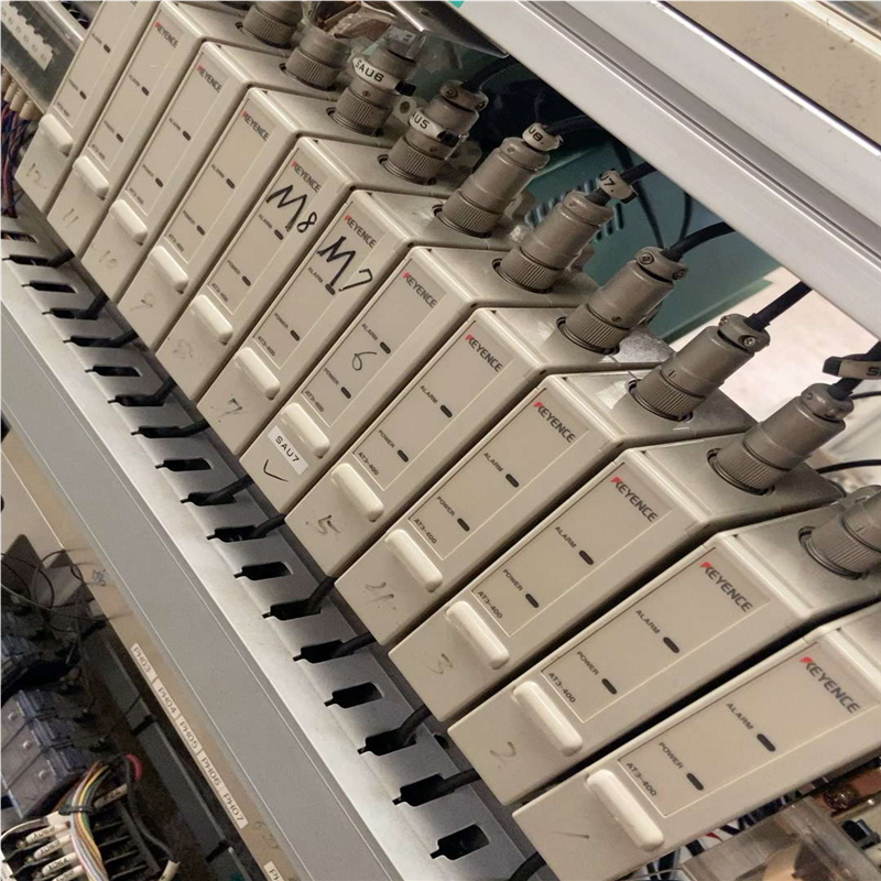 议~KEYENCE基恩士 移位传感器 AT3-400    一共