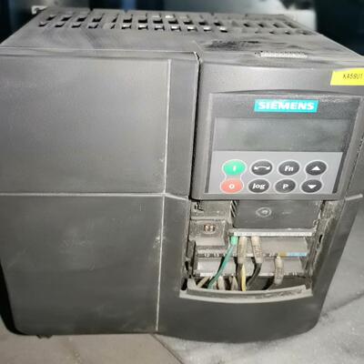 议~西门子440变频器6SE6440-2UD25-5CA1成色如