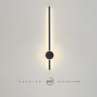 极简主义长壁灯客厅格栅背景壁灯2024新流行的创意Led卧室床头壁