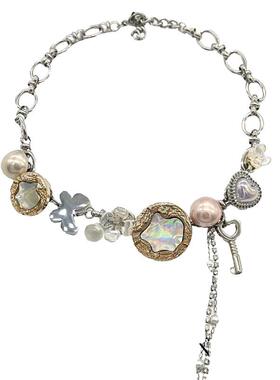 原创 中式朋克春系列蝴蝶钛钢项炼精致覆古锁骨炼男女choker