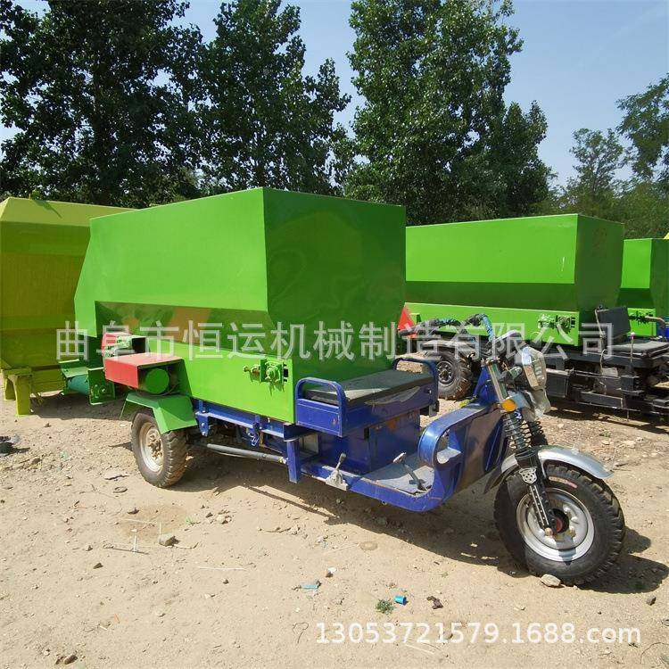 电动粮方撒羊料车牛储牧草投料车全日饲SAS喂青车