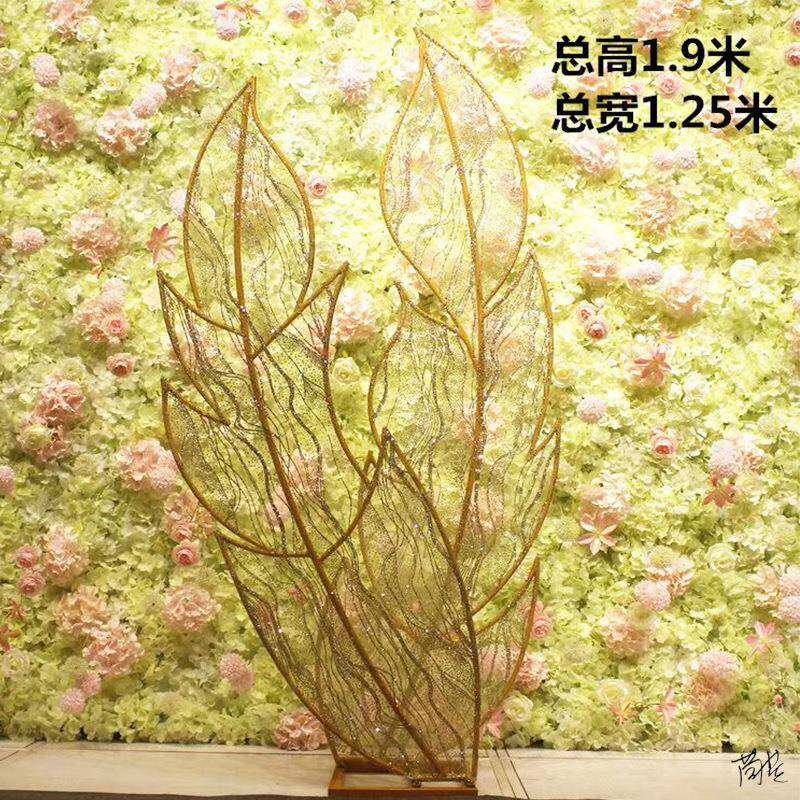 婚庆羽毛路引TB609294背景羽毛t台道具舞架会背屏风摆路引铁艺景