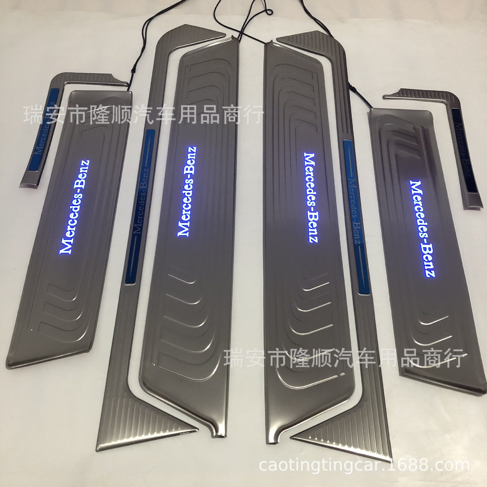 16-21款新威霆V级LED迎宾踏板