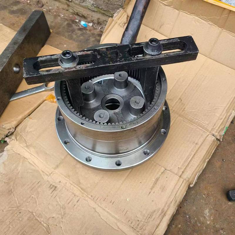挖掘机配件专用维修拆卸大螺母工具 安装行走牙箱扳手齿轮箱修理