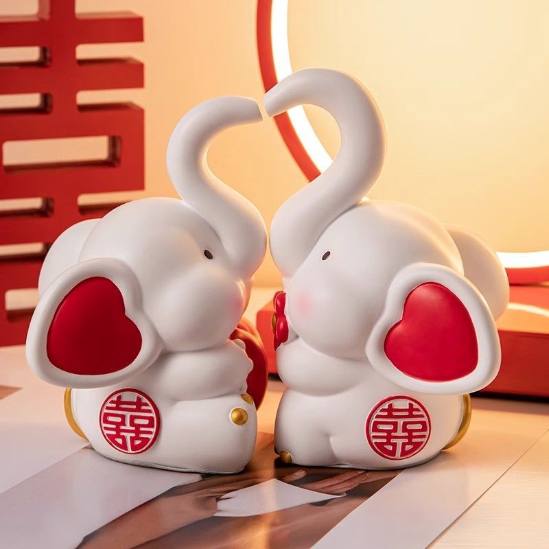 ぃ新婚礼物送新人可爱情侣对象摆件订婚客厅婚房装饰送新娘结婚礼