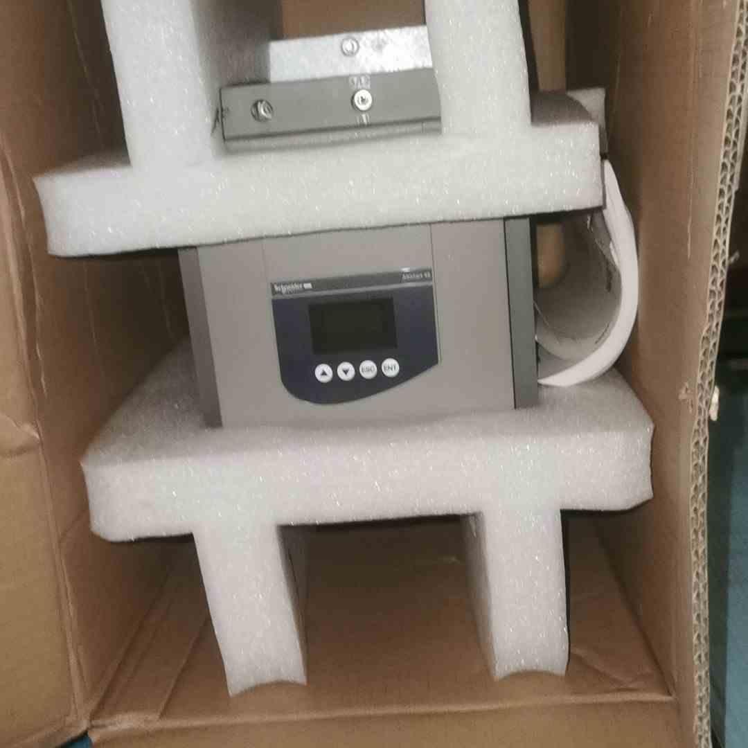 装柜施耐德软启动器ATS48D75Q 37KW三台 28议价