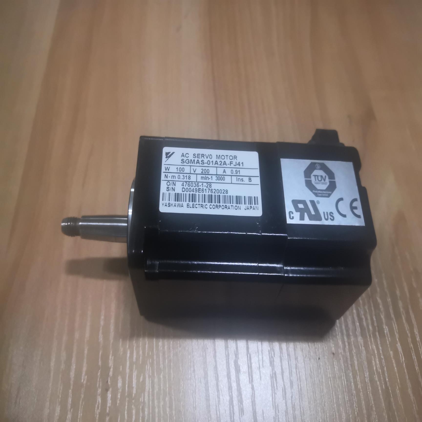 富士贴片机XP243E马达，SGMAS-01A2A-FJ41~议价