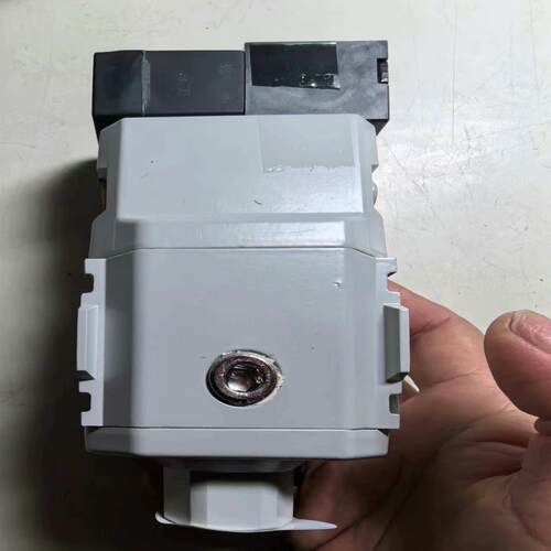 议~二手CKD电磁缓慢启动阀V3301-08-W-LS-3 全新