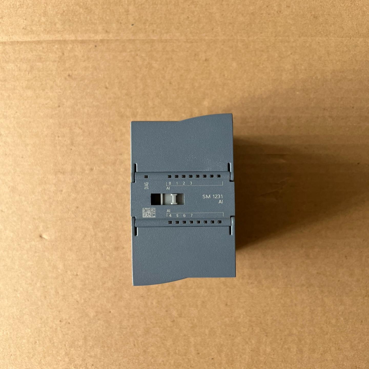 模块 SM1231 AI 6ES7 231-4HF32(憨憨电子)