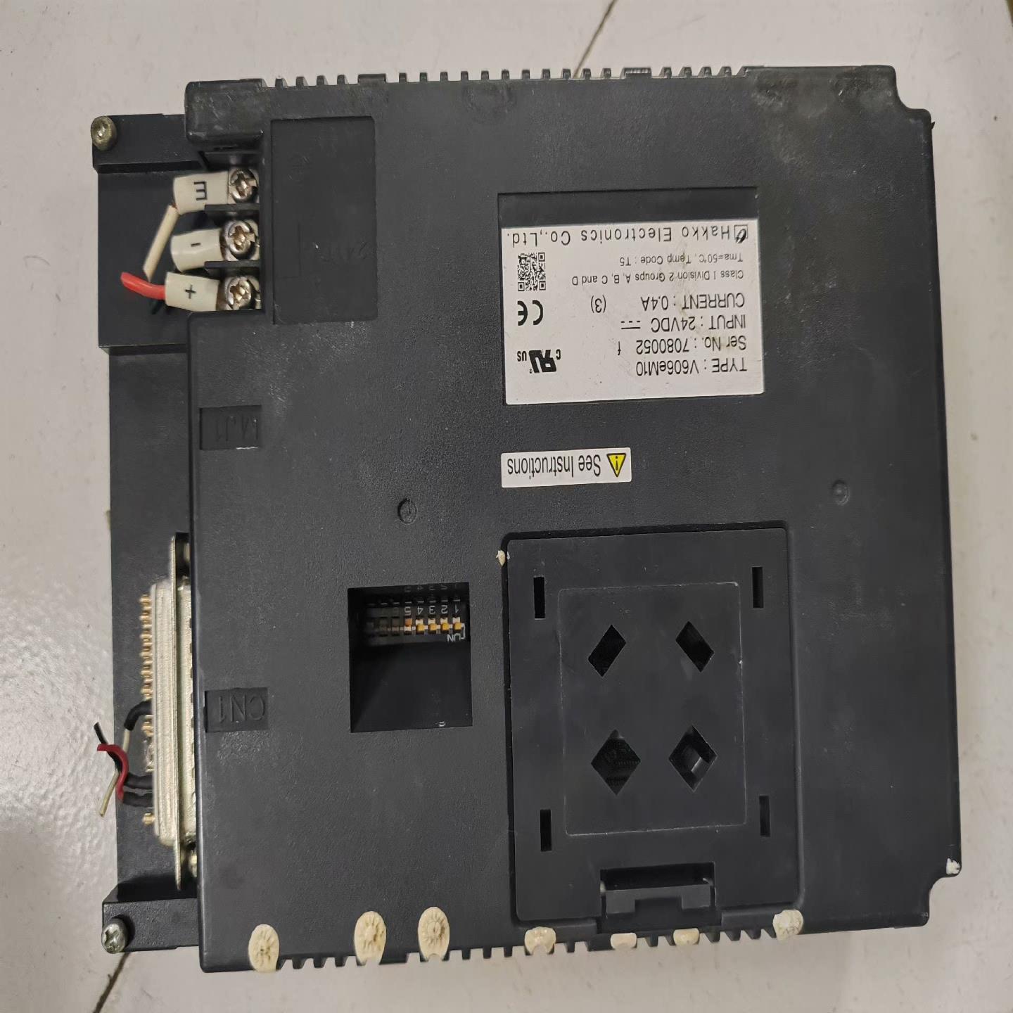 富士触摸屏V606eM10，实图拍摄，功能正常，外壳没破，但~议价