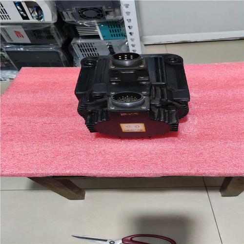 (议价)安川伺服电机  SGMGH-09ACA6C
