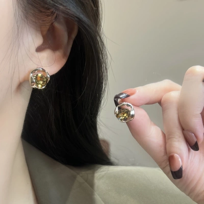 黑糖简约琥珀流光肌理不规则耳钉