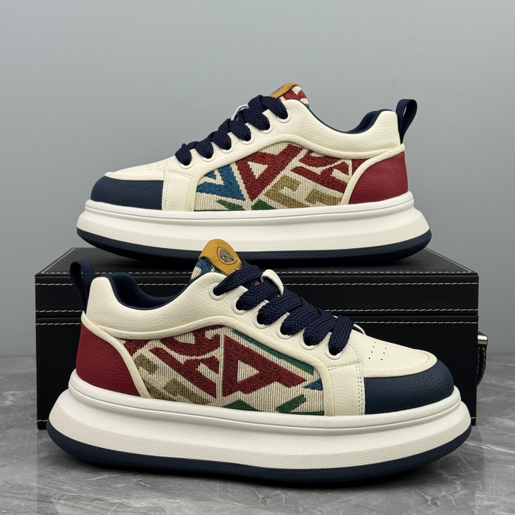 潮牌男鞋2026春季新款超火时尚刺绣厚底板鞋男增高复古运动休闲鞋,流行男鞋,休闲板鞋,淘宝优惠券,粉丝福利购,淘宝优惠卷