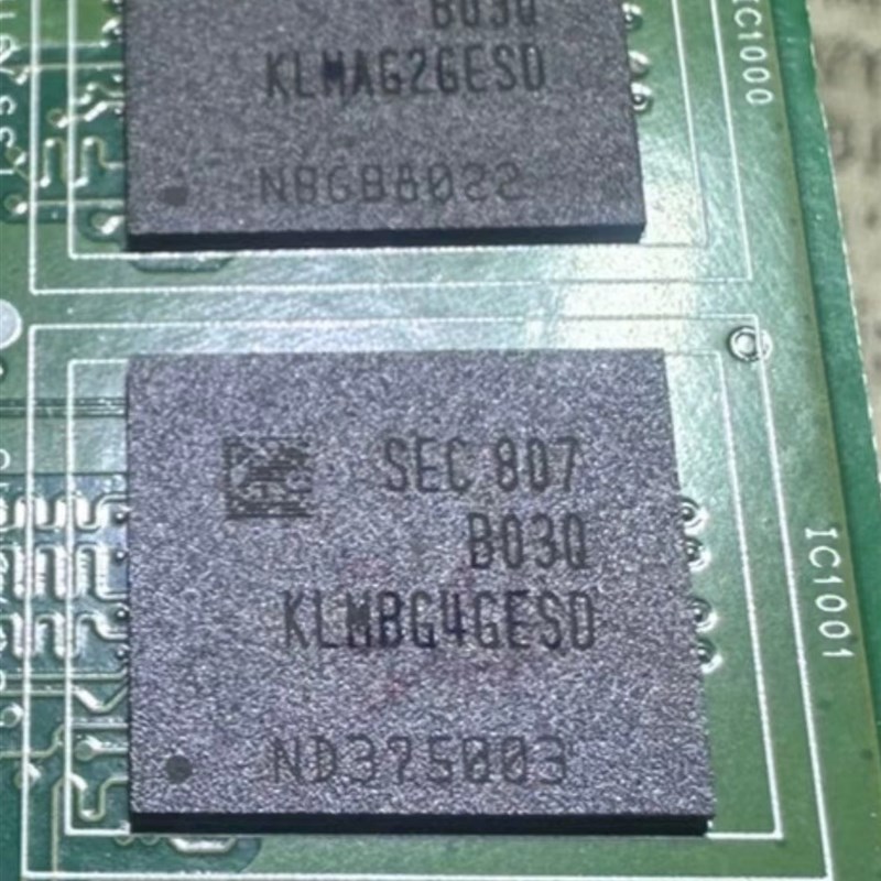 KLMAG2GESD-B03Q BGA153球 EMMC 5.0 16GB  全新原装