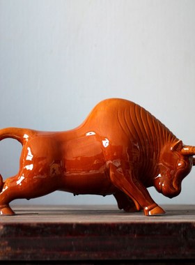 陶瓷牛黄牛斗牛摆件家居办公室工艺品商务礼品