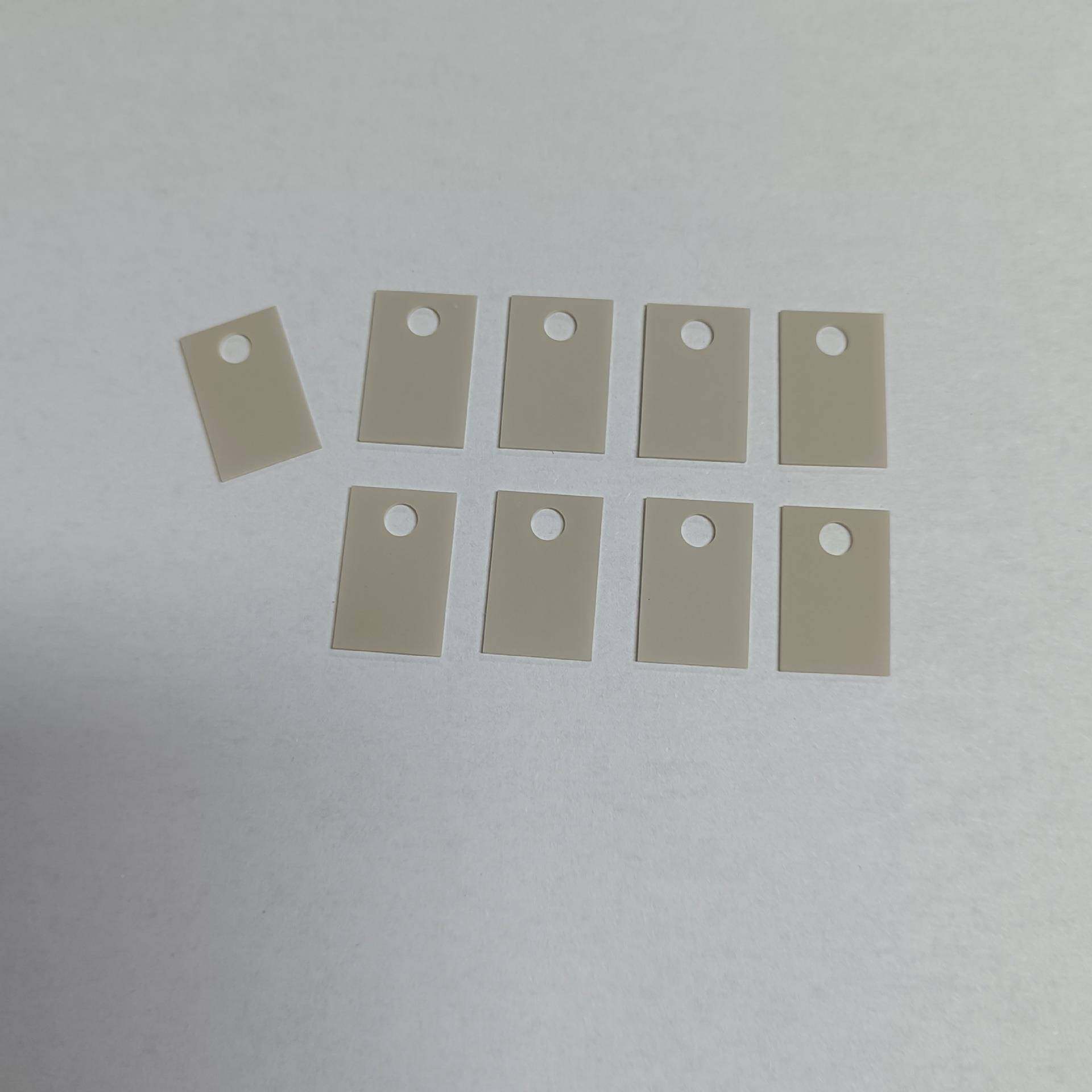 氮铝瓷片TO-3PO导热绝缘陶基片BZC大功率化MS管散热片