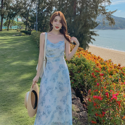 速发碎花吊带裙子海边度假露背连衣裙三亚旅游法式小众性感沙滩裙