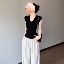 黑色v领针织短袖T恤女2025新款夏季独特超好看单穿小衫小飞袖上衣