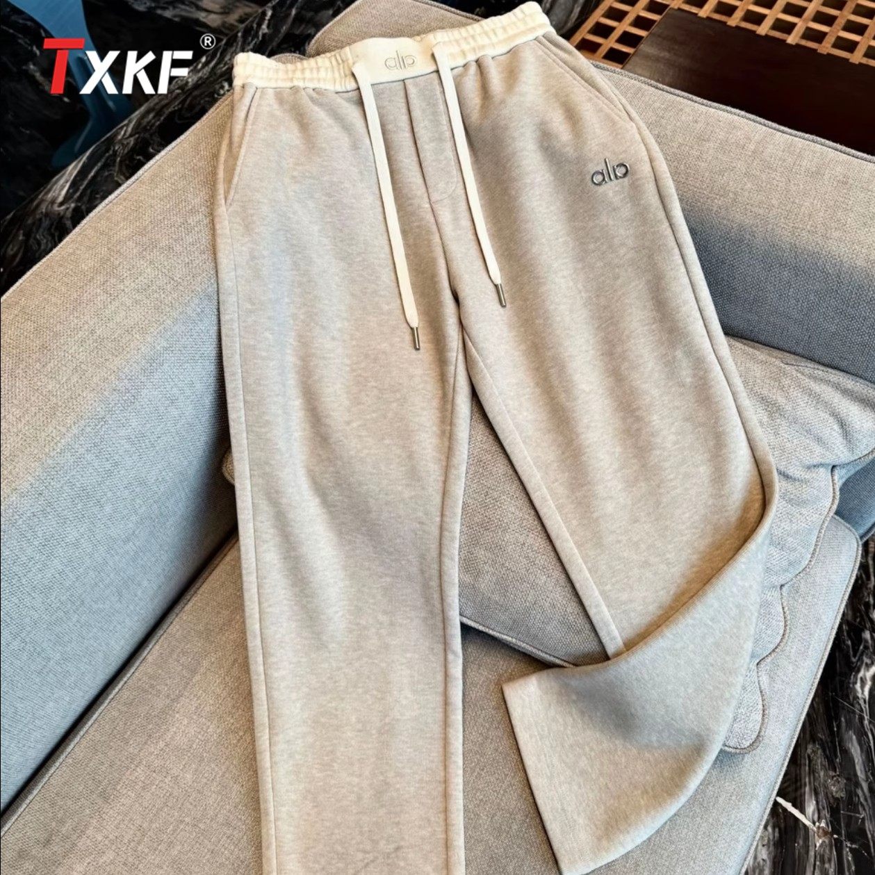 欧货轻奢休闲裤子男士2025新款春秋冬季男裤加绒阔腿直筒卫裤男款,男装,休闲裤,淘宝优惠券,粉丝福利购,淘宝优惠卷