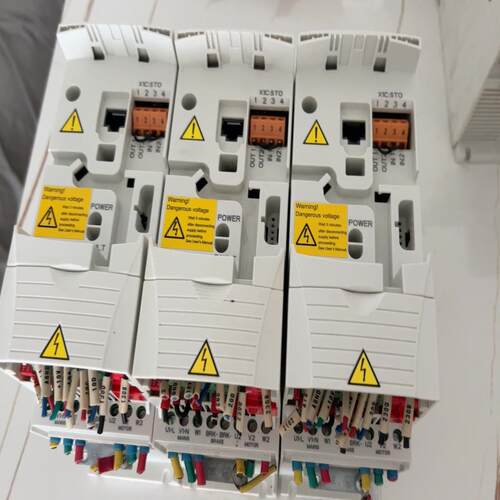 ABB变频器 ACS355-03E-01A9-4 三台，拆机（耶耶电子）