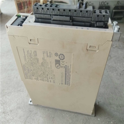 (议价)库存备用机安川7系伺服驱动器SGD7S-2R8A00AY