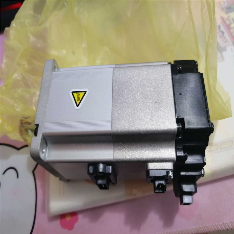 【顺庆】欧姆龙R88M-K20030H-BS2-Z伺服电机【议价】