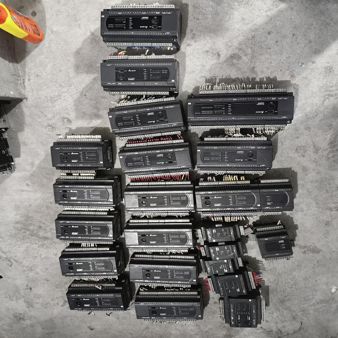 议~台达plc模块  DVP40ES200T DVP60ES20