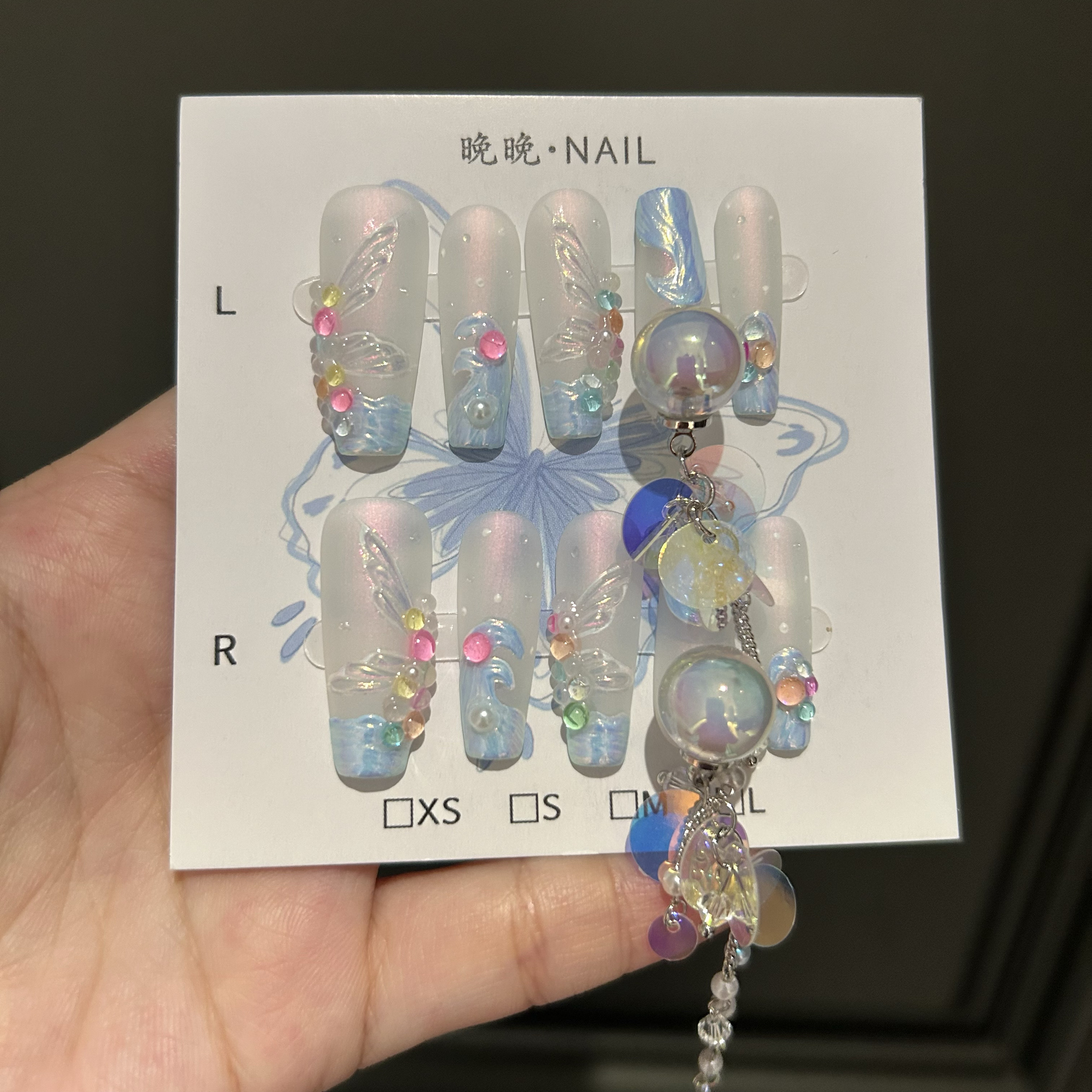 泡泡鱼 纯手工穿戴甲手绘鱼尾雕刻小红书同款美甲贴片成品假指甲