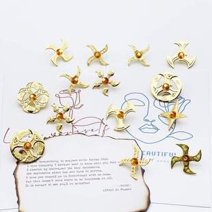 合金迷你陀螺学校玩具金属学生幼儿园旋转门口小卖部儿童小号手动